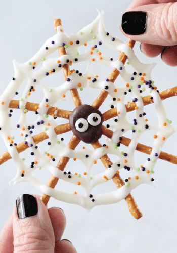 Chocolate Spiderweb Halloween Pretzels
